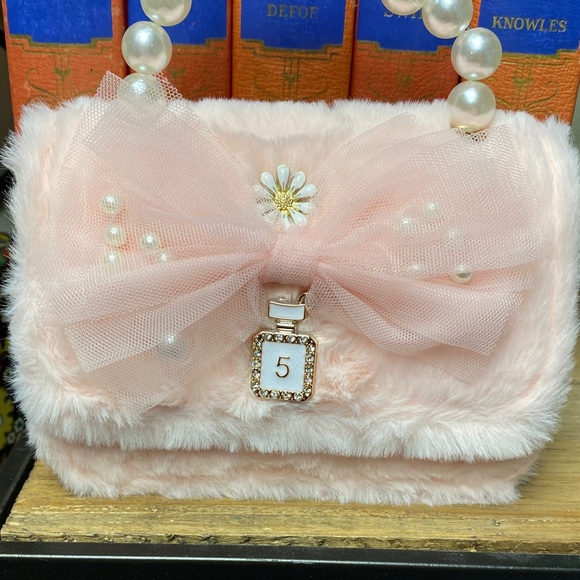 Pink Faux Fur Handbag with Pearl Handle - Picture 2 of 7